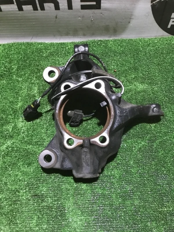 Кулак поворотный Mazda Cx-5 KD3533031A KF, передний левый