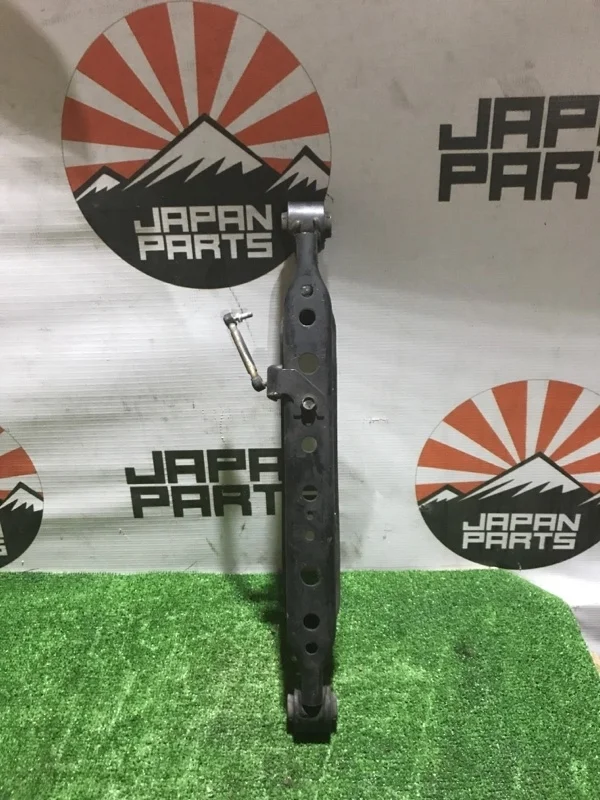 Рычаг поперечный Nissan X-Trail 55110JG000 T31, задний