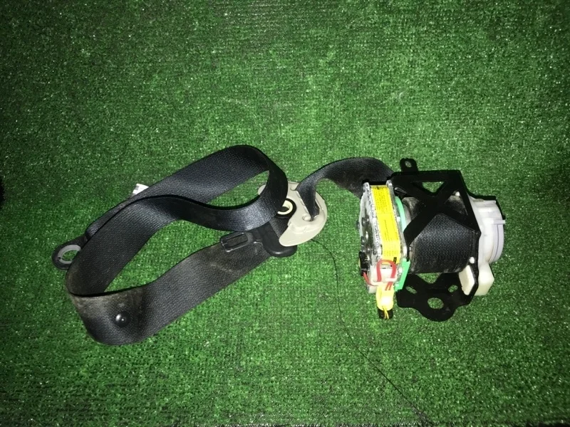 Ремень безопасности Toyota Corolla 7322012A60B0 E150, передний левый