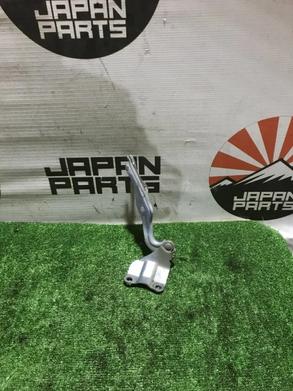 Петля капота Mazda 6 GS1D52420A GH, левая