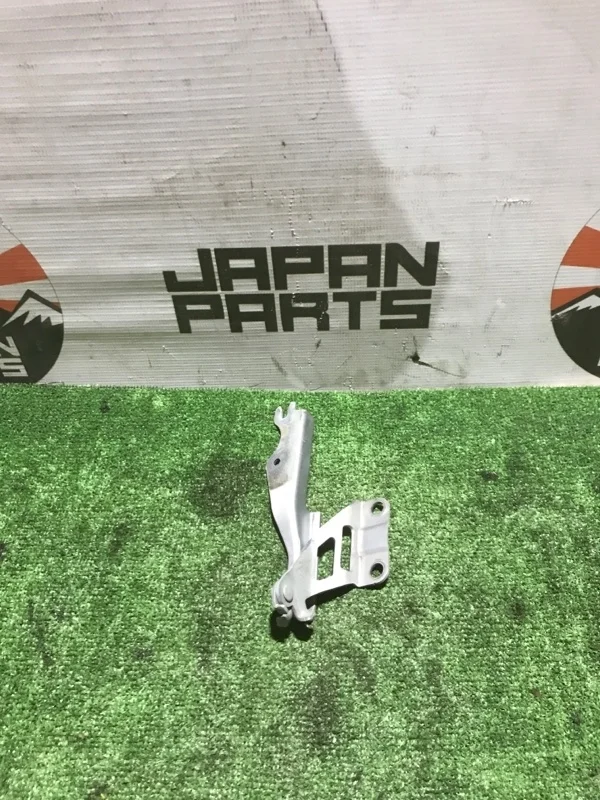 Петля капота Mazda 6 GHP952420B GJ, передняя правая