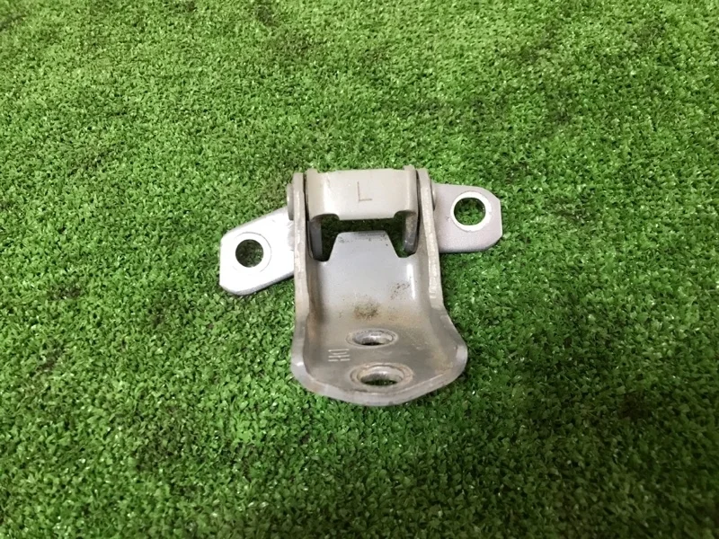 Петля двери Mazda 6 D46159210A GJ, передняя левая