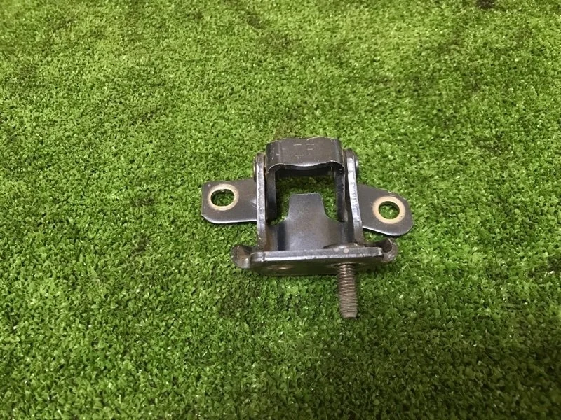 Петля двери Mazda CX-5 KD5372210 KE, задняя правая