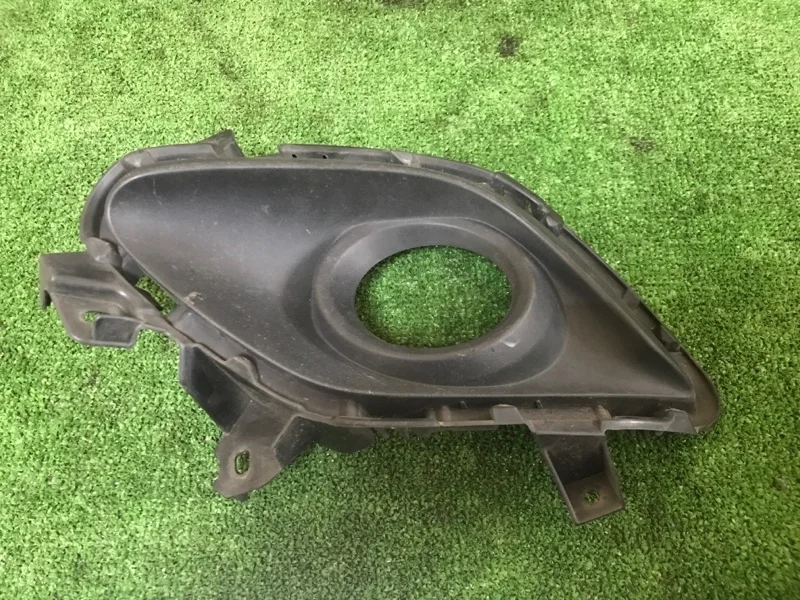 Накладка ПТФ Mazda 6 GHR450C21 GJ, передняя левая