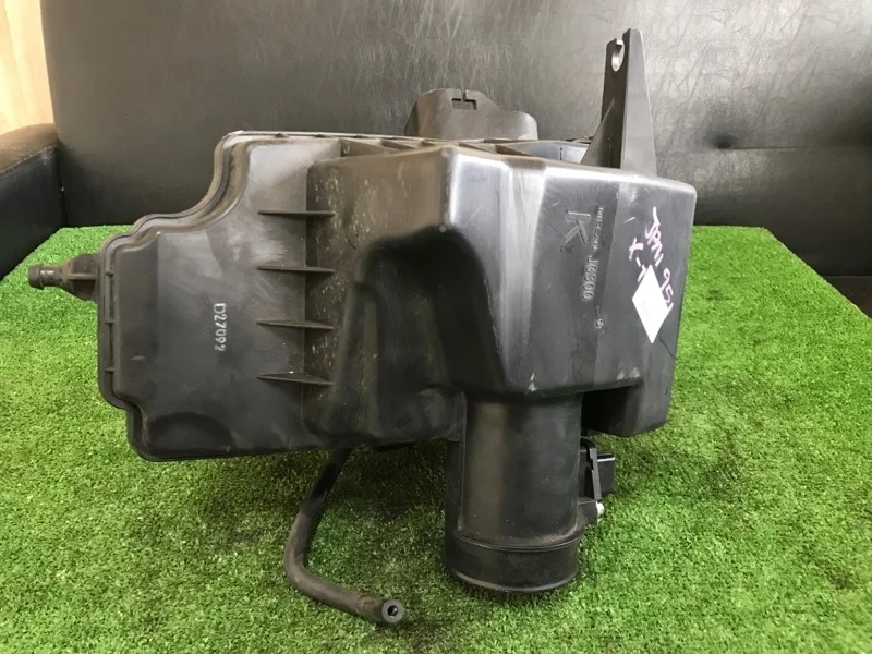 Корпус воздушного фильтра Nissan X-Trail 16500JG00B T31 2.5