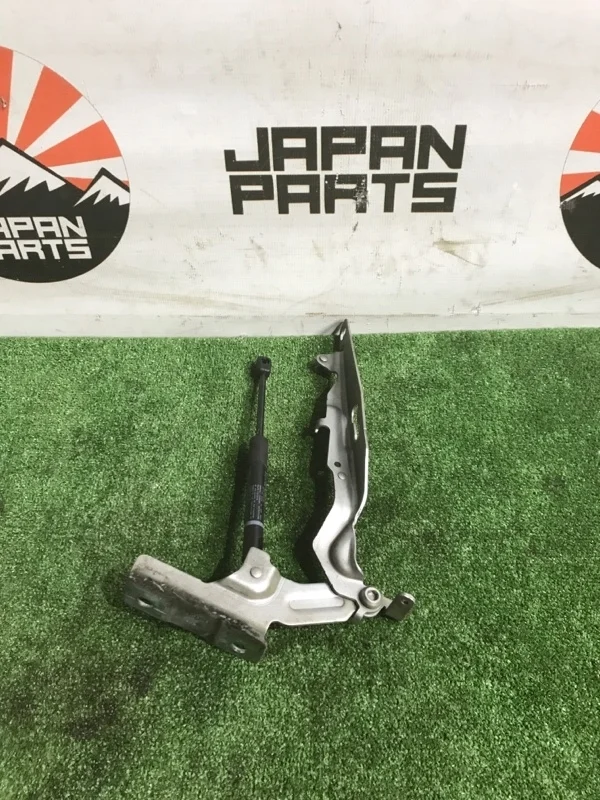 Петля капота Volvo S60 31385812, передняя правая