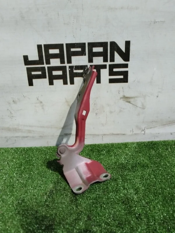 Петля капота Mazda 6 GS1D52410A GH, передняя правая