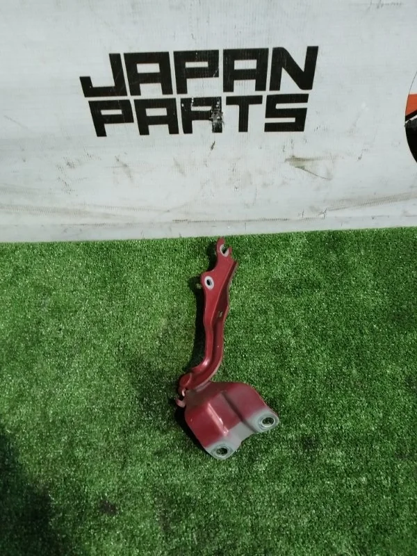 Петля капота Mazda 6 GS1D52410A GH, передняя левая