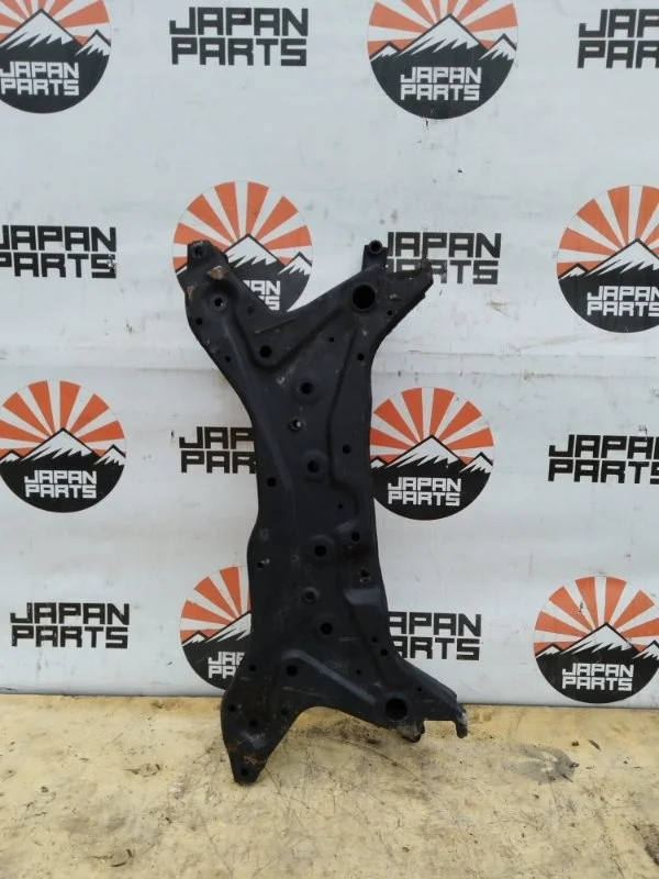 Подрамник Mitsubishi Outlander MN100292 XL