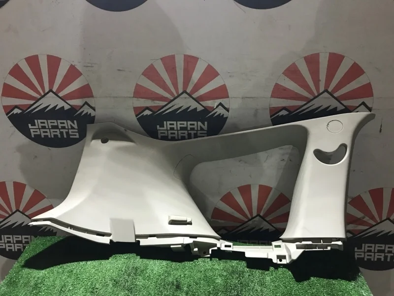 Обшивка багажника Mitsubishi Outlander 7230A081HA XL, задняя левая