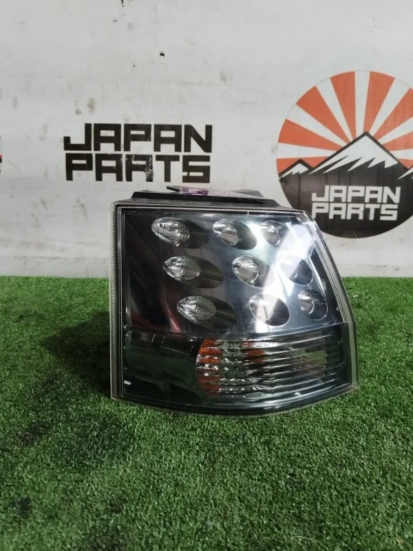 Фонарь Mitsubishi Outlander 8330A380 XL, задний левый