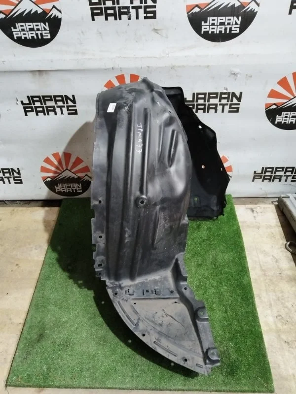 Подкрылок Mazda CX-5 KB7W56140C KF, передний правый