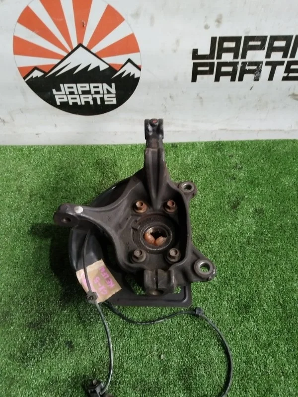 Кулак поворотный Mazda Cx-5 KD3533031 KE, передний левый