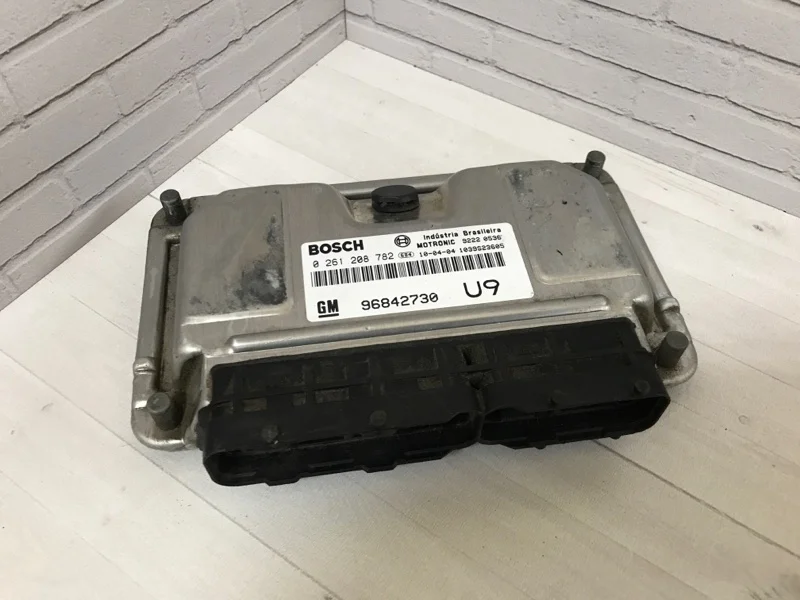 ЭБУ двигателя Chevrolet Captiva 0261208782 C100 2.4