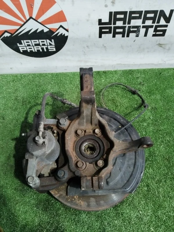 Кулак поворотный Nissan X-Trail 40015JG000 T31, передний правый