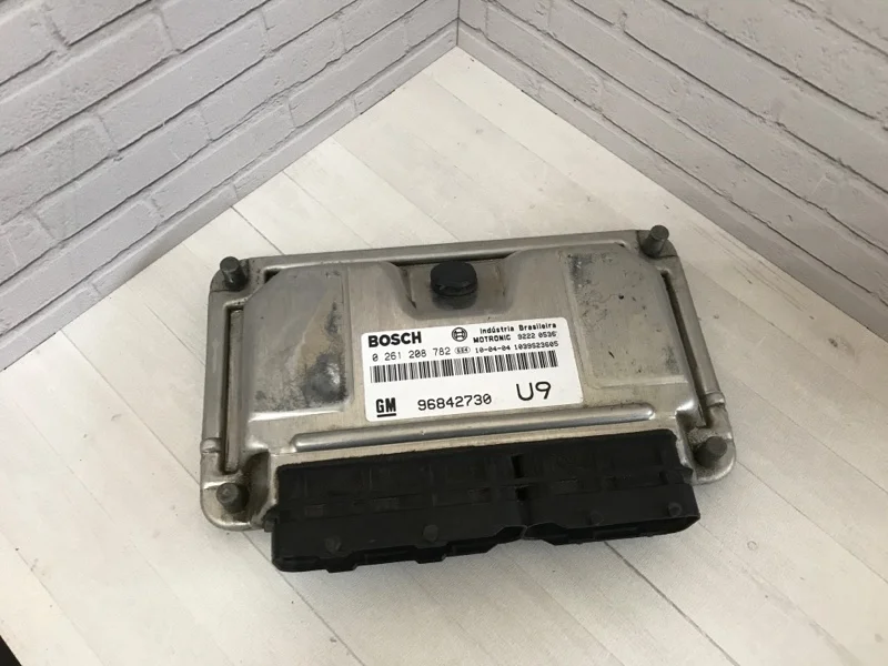 ЭБУ двигателя Chevrolet Captiva 0261208782 C100 2.4