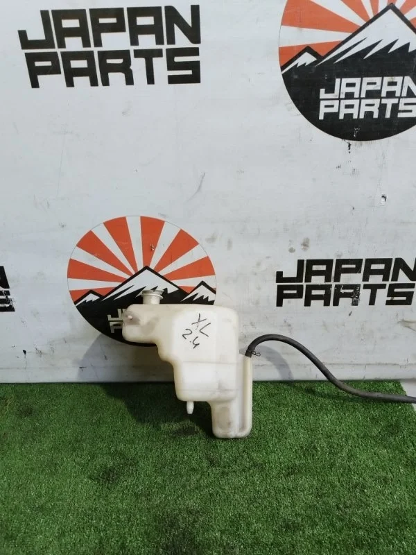 Бачок расширительный Mitsubishi Outlander MN156097 XL 2.4