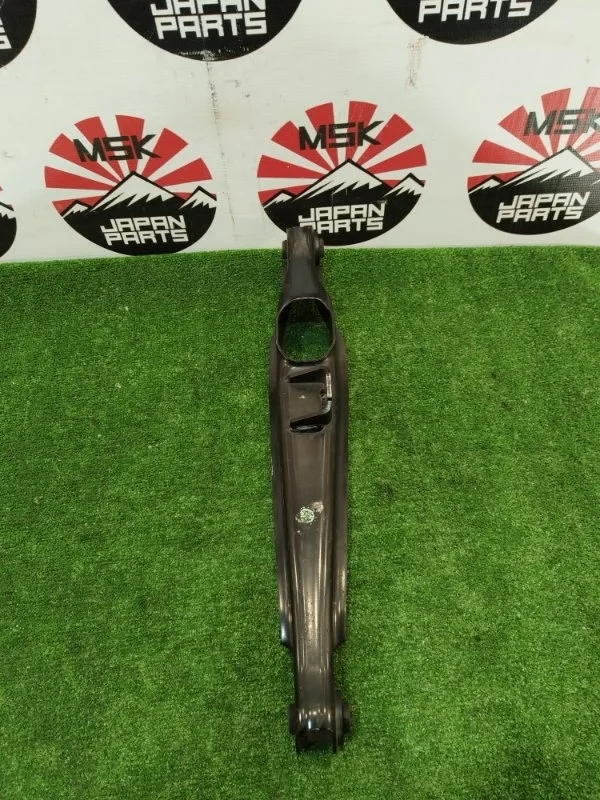 Рычаг подпружинный Mitsubishi Outlander 4113A125 GF, задний