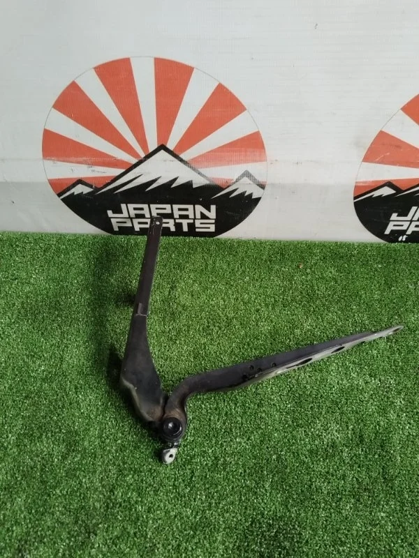 Петля капота Volvo S60 30716745, передняя правая