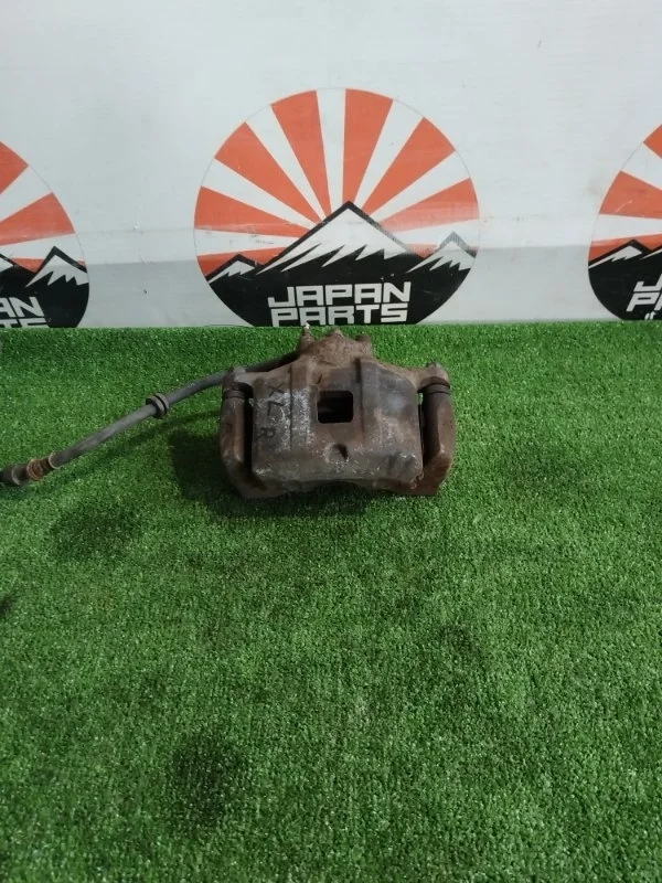 Тормозной суппорт Mitsubishi Outlander 4605A258 XL, передний правый