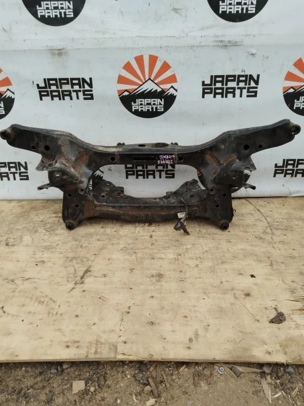 Задняя балка Nissan X-Trail 55400JE60A T32 2.0, задняя