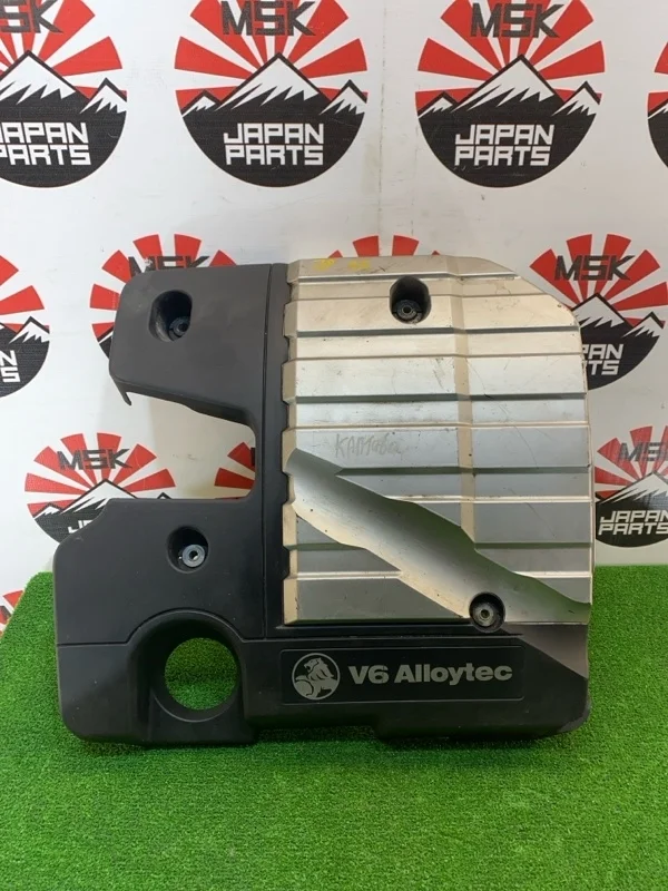 Декоративная накладка ДВС Chevrolet Captiva 96631336 C100 3.2