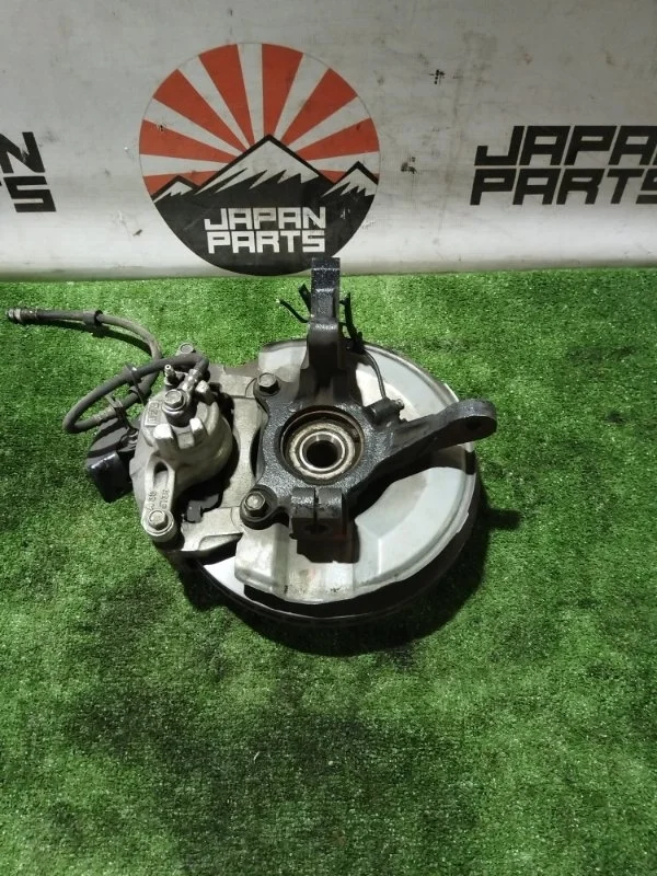 Кулак поворотный Mitsubishi ASX 3870A008 ASX, передний правый