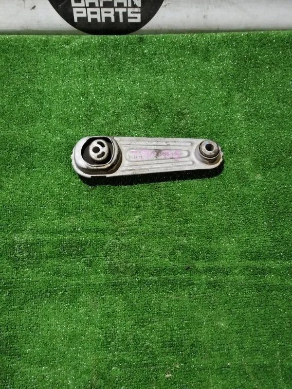 Опора двигателя Nissan X-Trail 113604BA0B T32, задняя