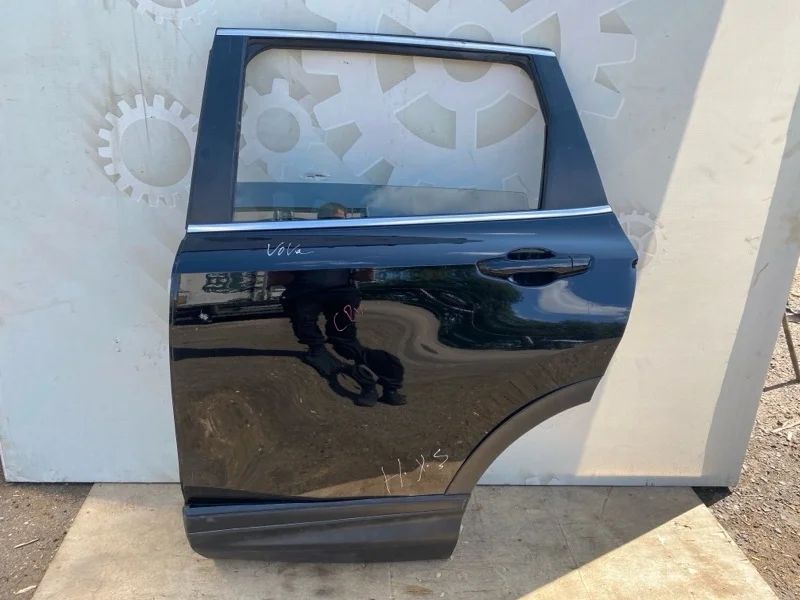 Дверь Honda CR-V 67550TLAA00ZZ 5 (RT5/RT6/RW1/RW2)