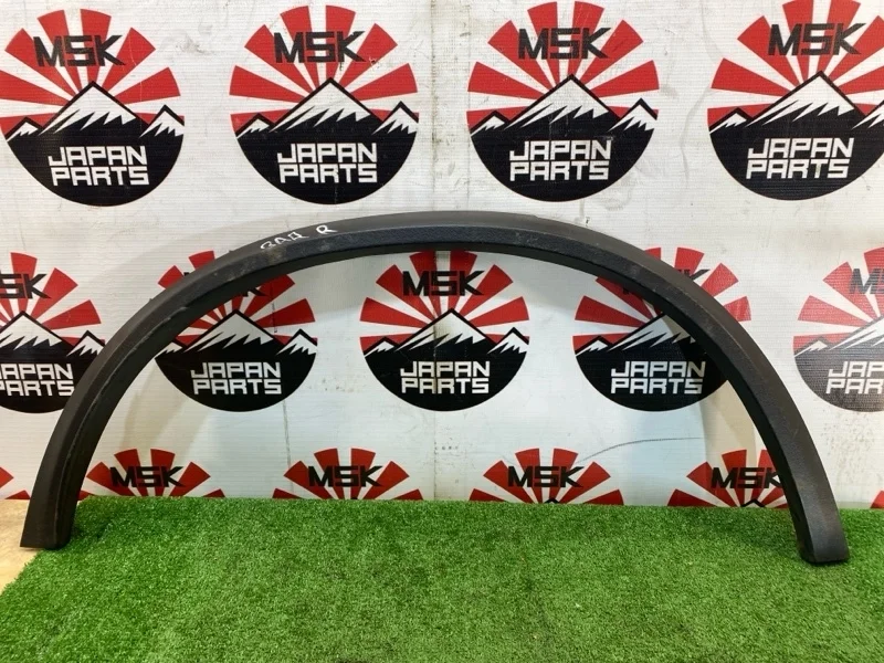 Молдинг на крыло Mercedes-Benz GLC 43 AMG 2018 A2538851401 X253 276823, задний правый