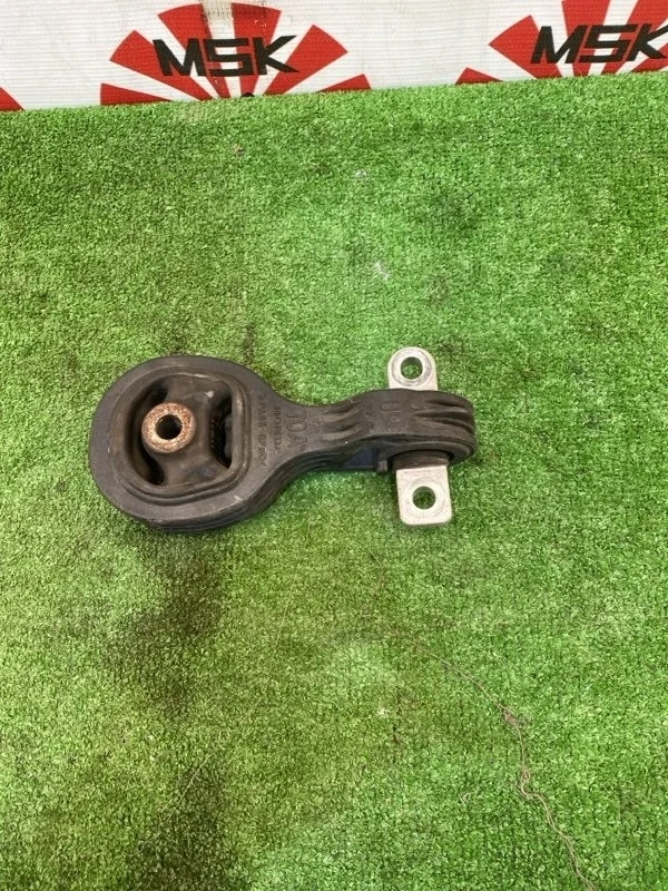 Опора двигателя Honda CR-V 2015 50890SWAA81 4 (RM1/RM4) K24Z9, задняя