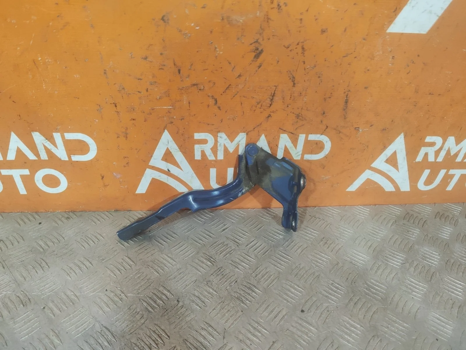 Петля капота Hyundai Creta 2016-2021