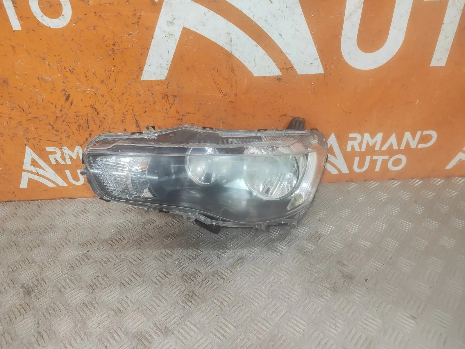 Фара Mitsubishi Lancer 2007-2017 10