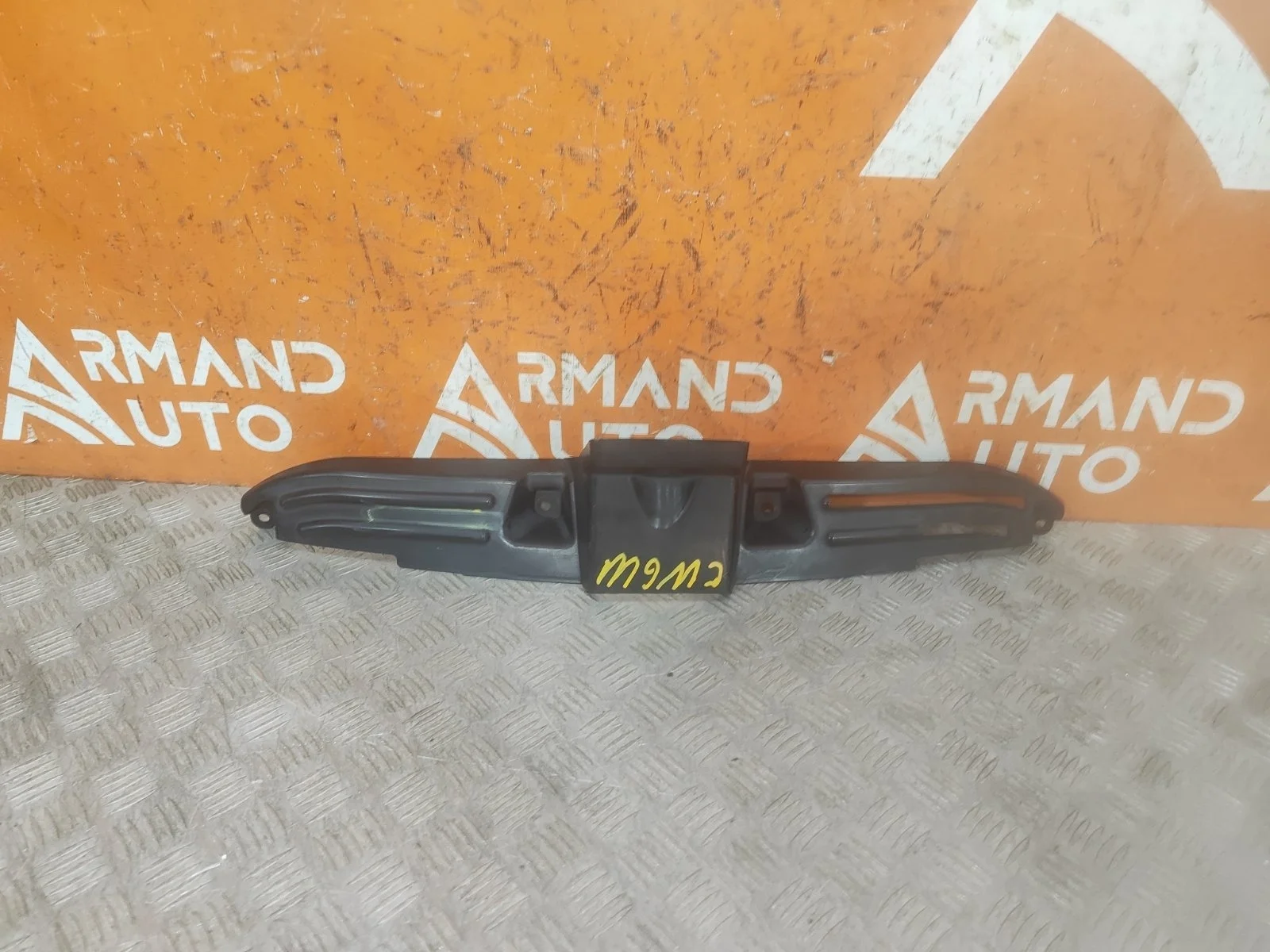 Кожух замка капота Mitsubishi Outlander 2009-2013 XL