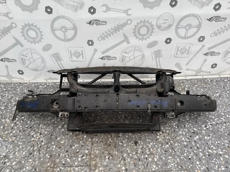 Передняя панель телевизор BMW 5 2003 E60