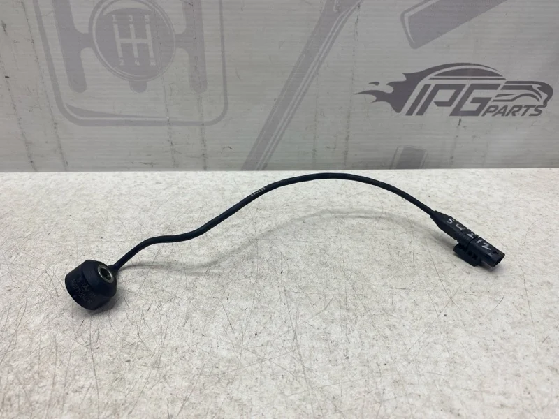 Датчик детонации Mercedes-benz 2013 W212