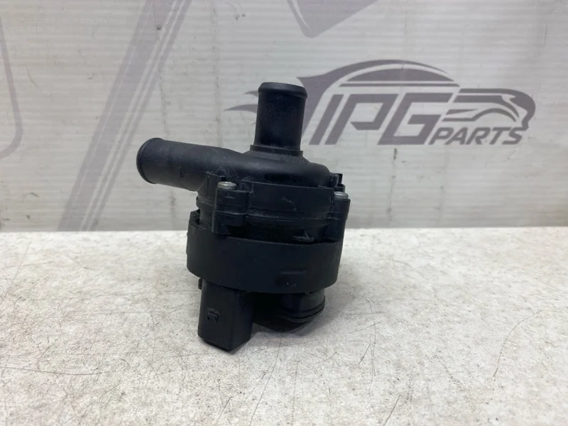 Циркуляционный насос Mercedes-benz CLS 2014 X218