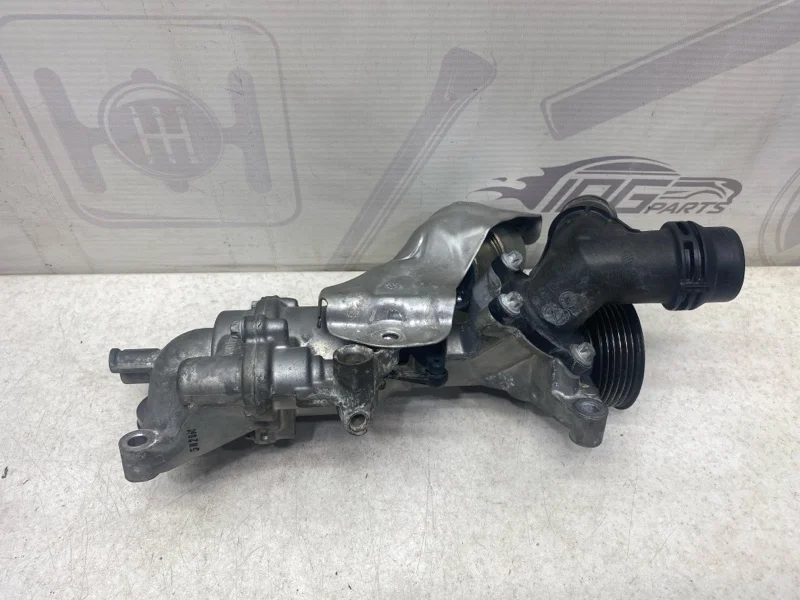 Помпа Mercedes-benz 2014 W212