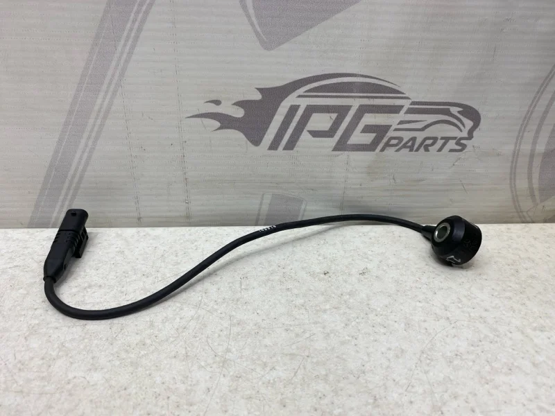 Датчик детонации Mercedes-benz 2014 W246