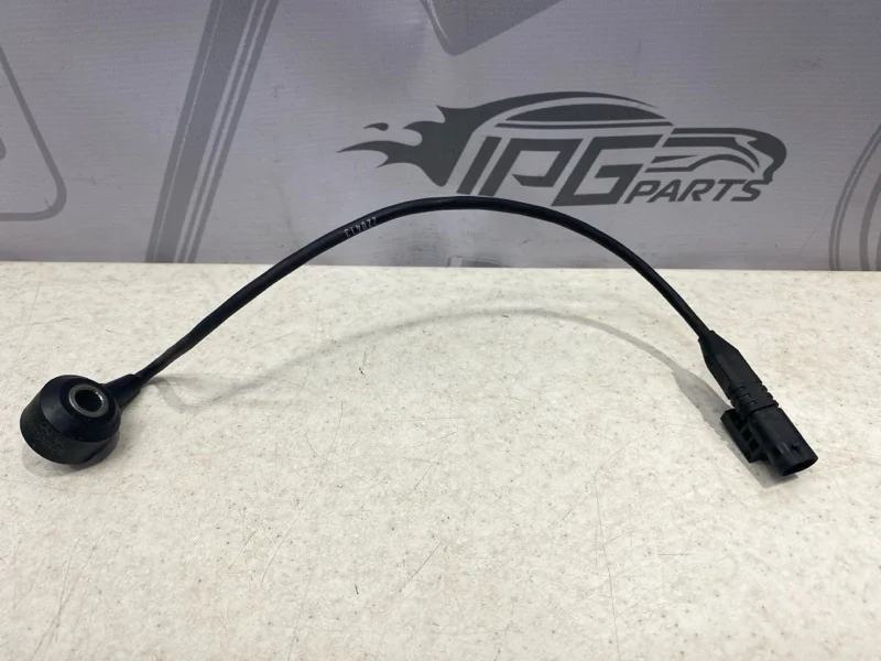 Датчик детонации Mercedes-benz C207