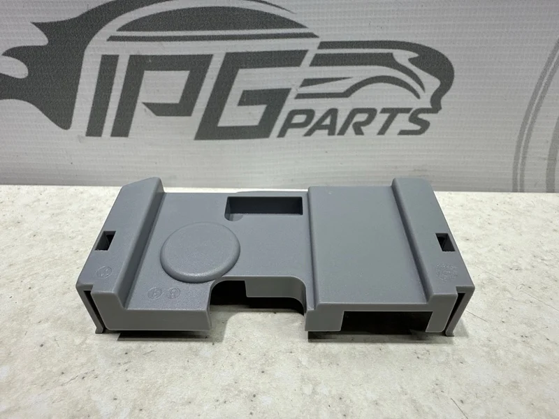 Концевик замка капота правый Mercedes-benz W212