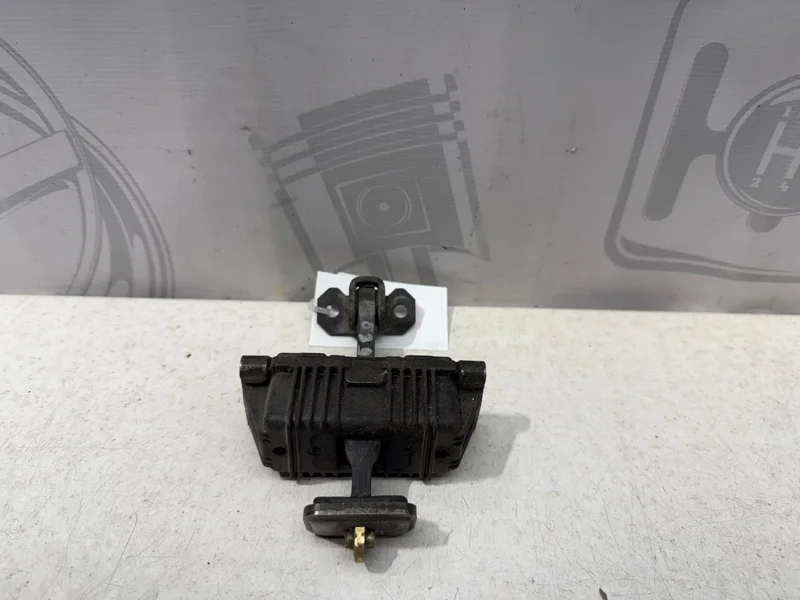 Ограничитель передней двери Mercedes-benz Vito 2005 W639