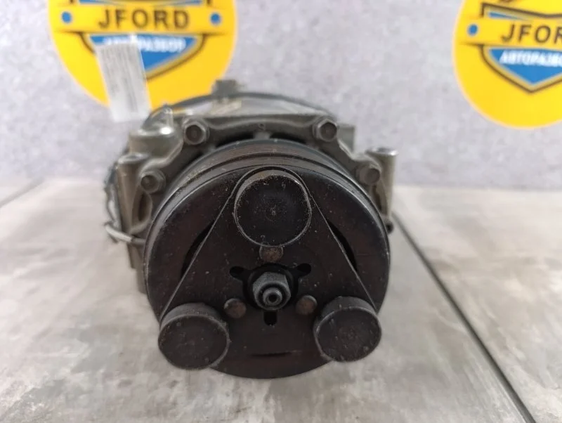 Компрессор кондиционера Mitsubishi Outlander 2004 CU5W