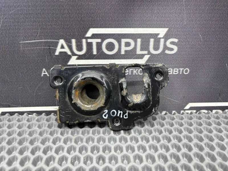 Замок капота Kia Rio 2010 811301G000 ХЭТЧБЕК G4EE