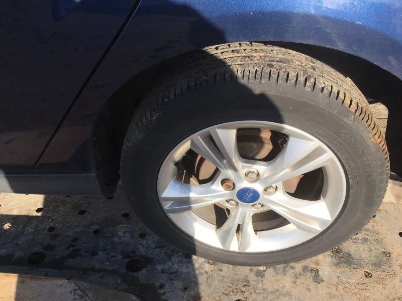 Продажа Ford Focus 1.6 (125Hp) (PNDA) FWD MT по запчастям