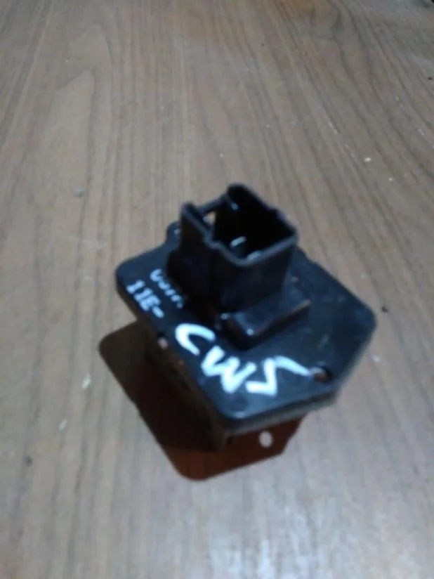 Б.у. резистор печки MITSUBISHI OUTLANDER XL CW5W MITSUBISHI OUTLANDER XL CW5W