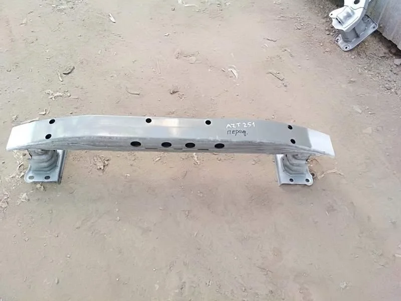 Б.у. усилитель бампера переднего TOYOTA AVENSIS AZT251 TOYOTA AVENSIS AZT251