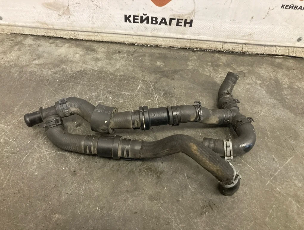 Патрубок системы охлаждения Audi A4 2014 B8