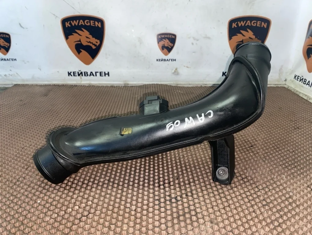 Патрубок интеркулера Volkswagen Tiguan 2009 5N