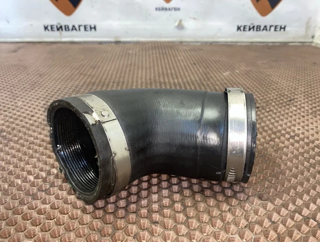 Патрубок интеркулера Volkswagen Tiguan 2009 5N